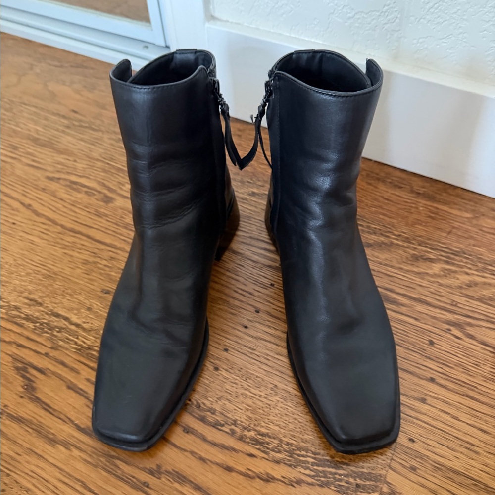 Sam Edelman Black Leather Square Toe Boots